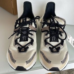 Adidas ultra boost 21 X Parley